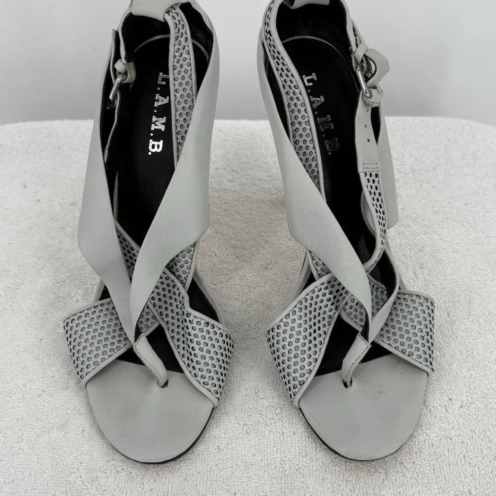 L.A.M.B. BY GWEN STEFANI Beverlee Gray Women's Stiletto Sandal Shoe Size 10